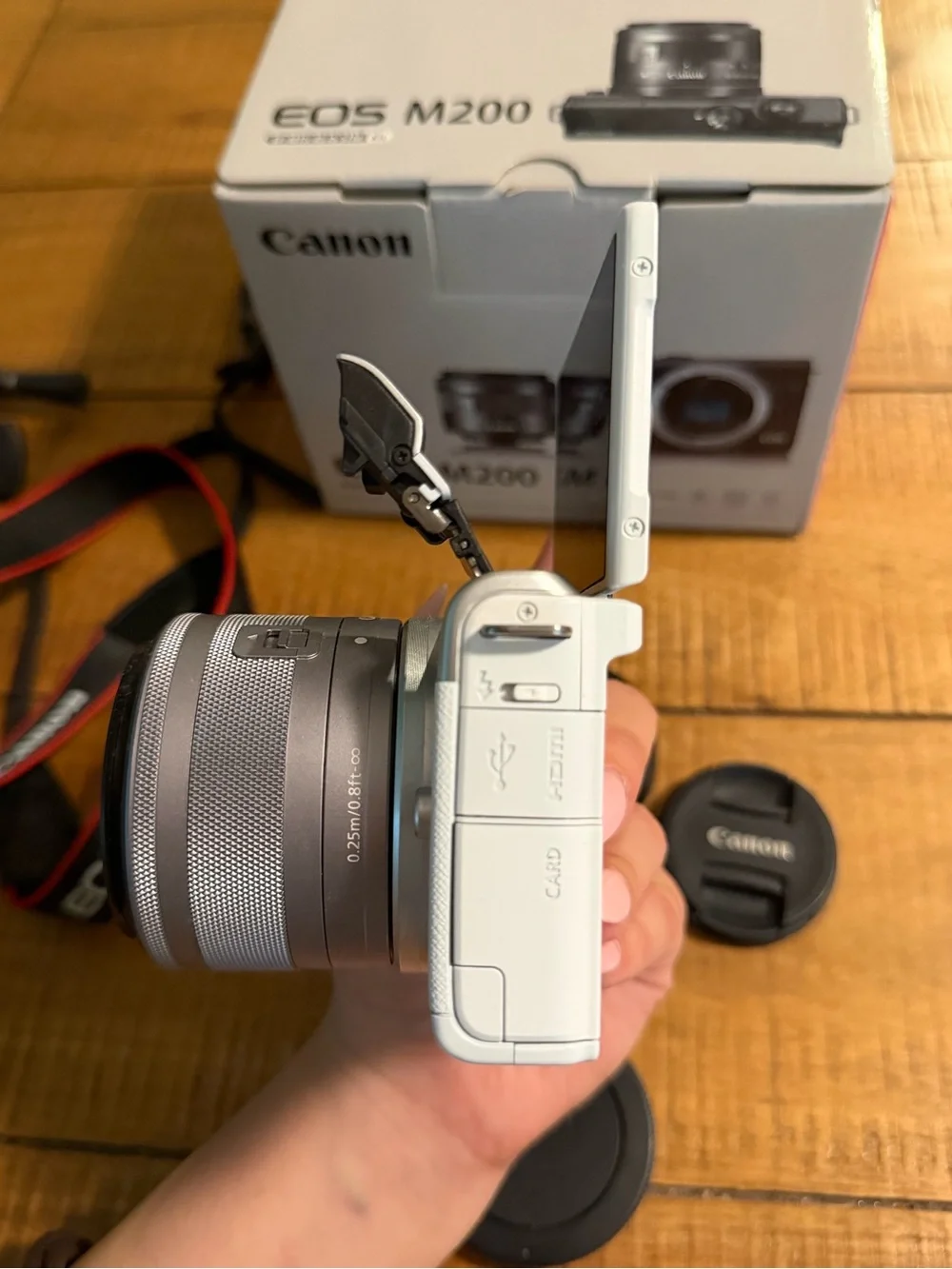 Canon EOS M200 White Mirrorless Camera Kit with Black Lens & Accessories